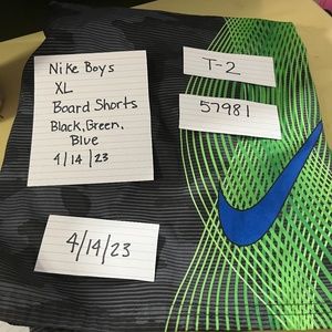 Nike Boys Board Shorts-Size XL Black Blue, and Green in Great Condition